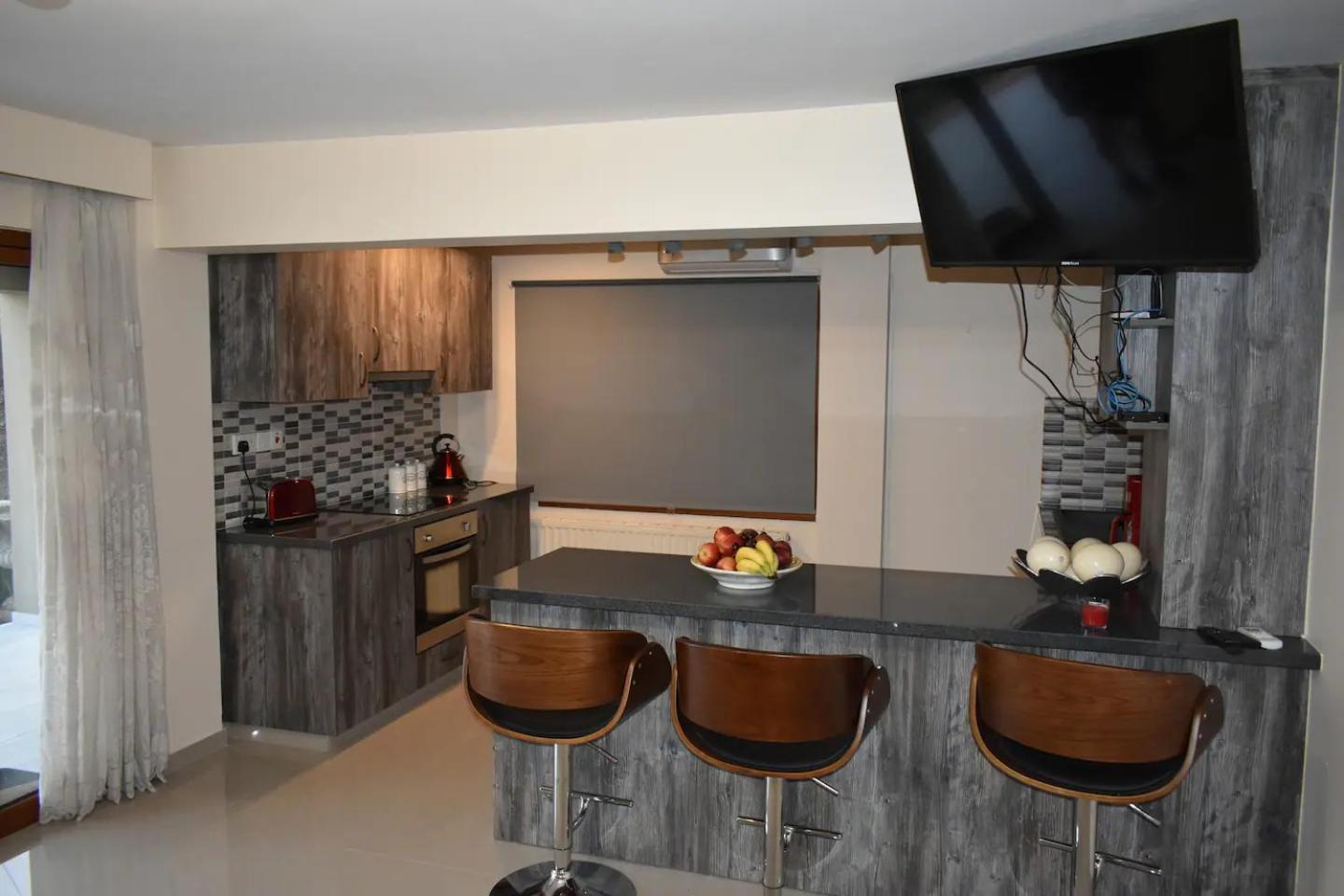 Olive Tree Apartments Лимасол Екстериор снимка